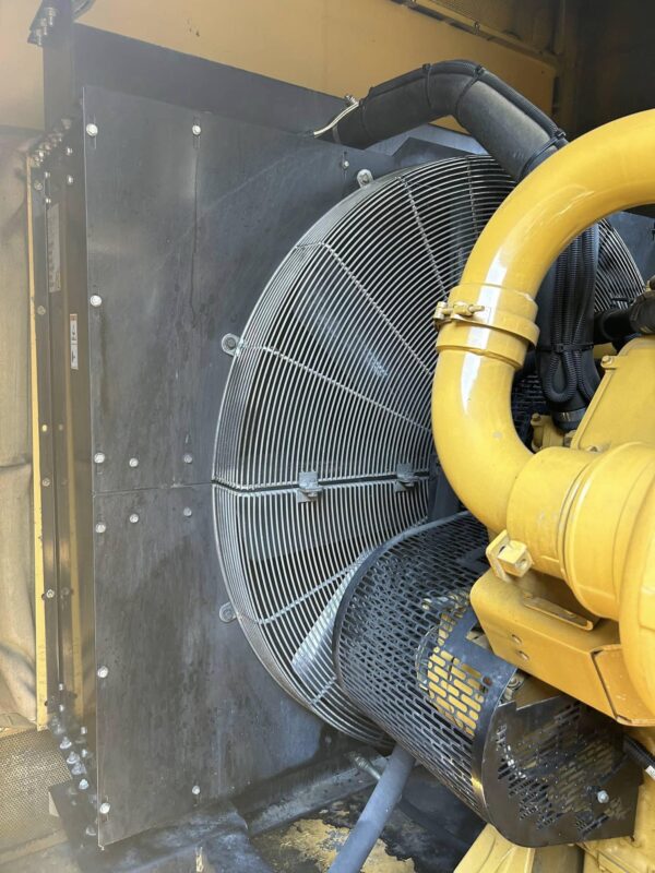 Caterpillar 800F Generating Set - Image 7